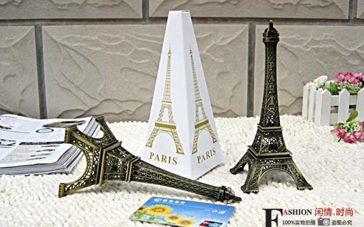 Mô hình tháp Eiffel để bàn trang trí