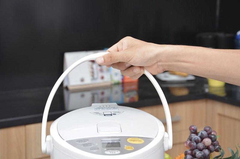 Bình thủy điện Panasonic NC-HU301PHSY 3L (Trắng)