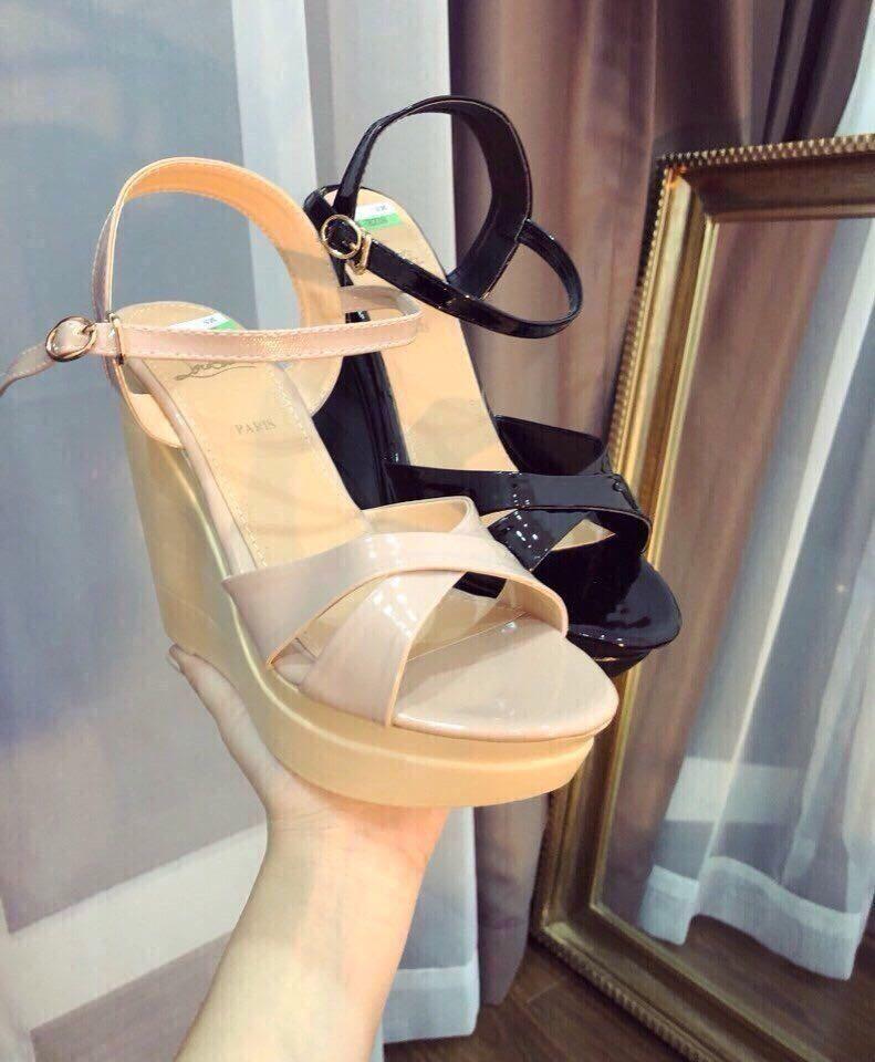 [HCM]Giày sandal đế xuồng quai chéo