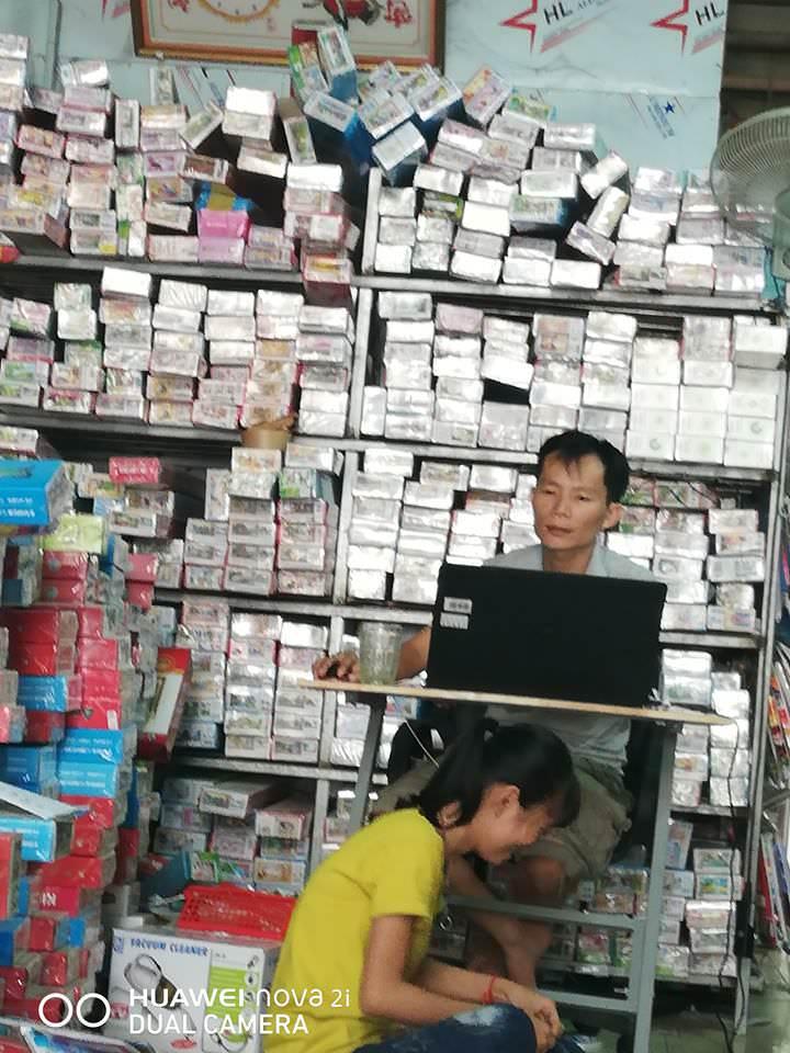 Tranh thêu chữ thập vợ chồng 223071