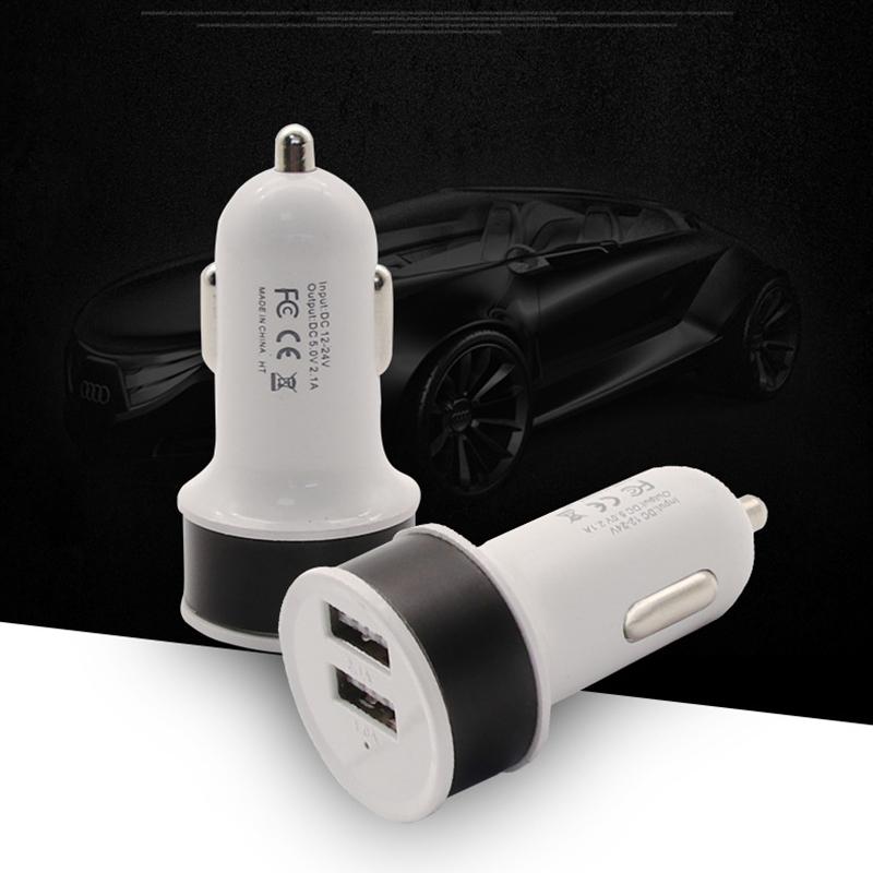 Cốc sạc 2 cổng USB trên Oto UB2