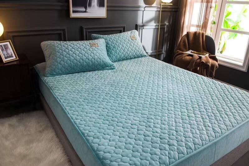Thảm trải giường Muji + Tặng kèm 2 vỏ gối kích thước 1m6 x 2m