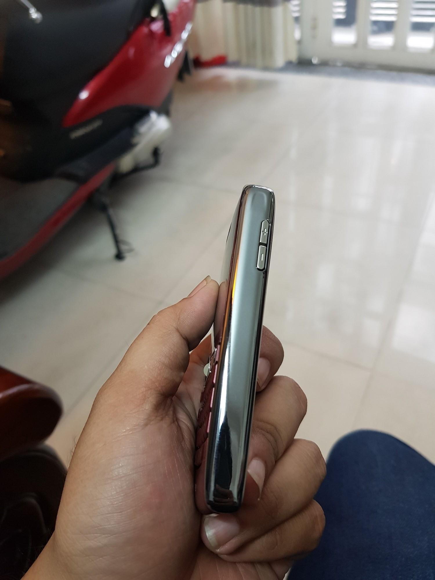 Điện thoại blackberry 8800