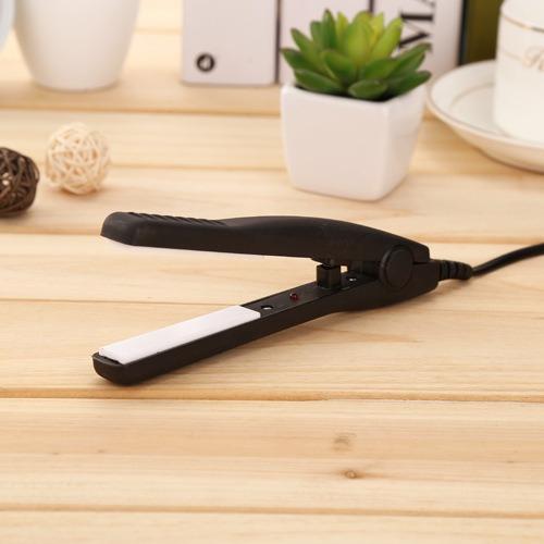 Máy là uốn tóc mini tiện lợi