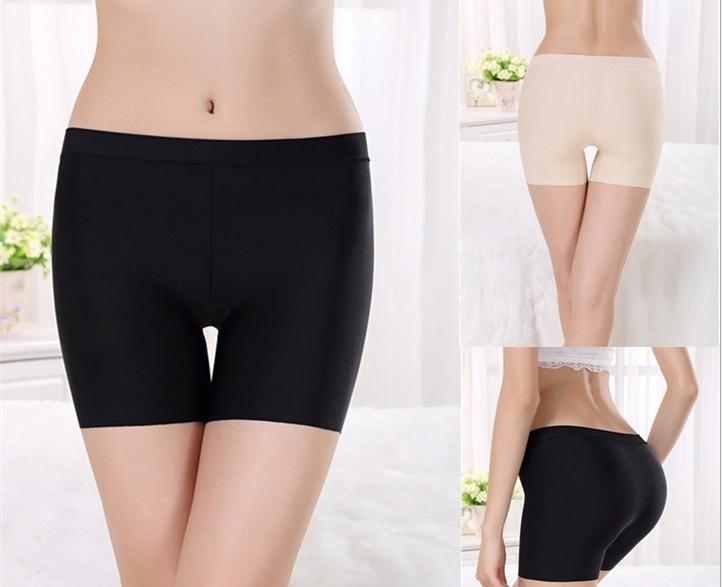 Quần mặc trong váy thông hơi