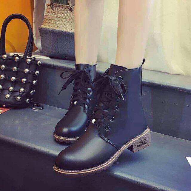 Bốt chiến binh mới hot trend
