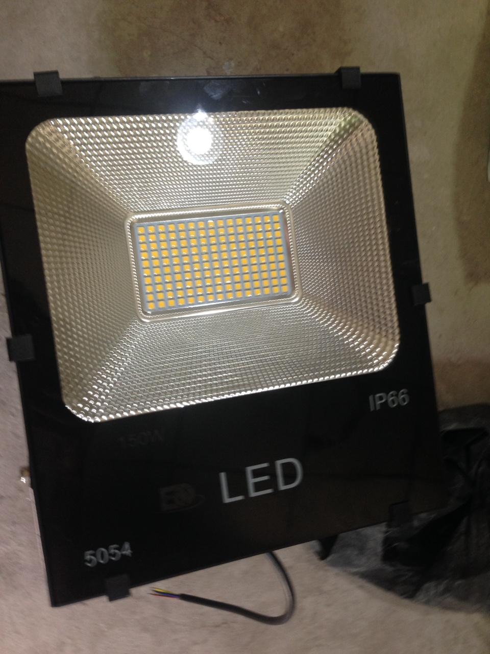 Đèn led pha IP65-Chip led SMD 150W