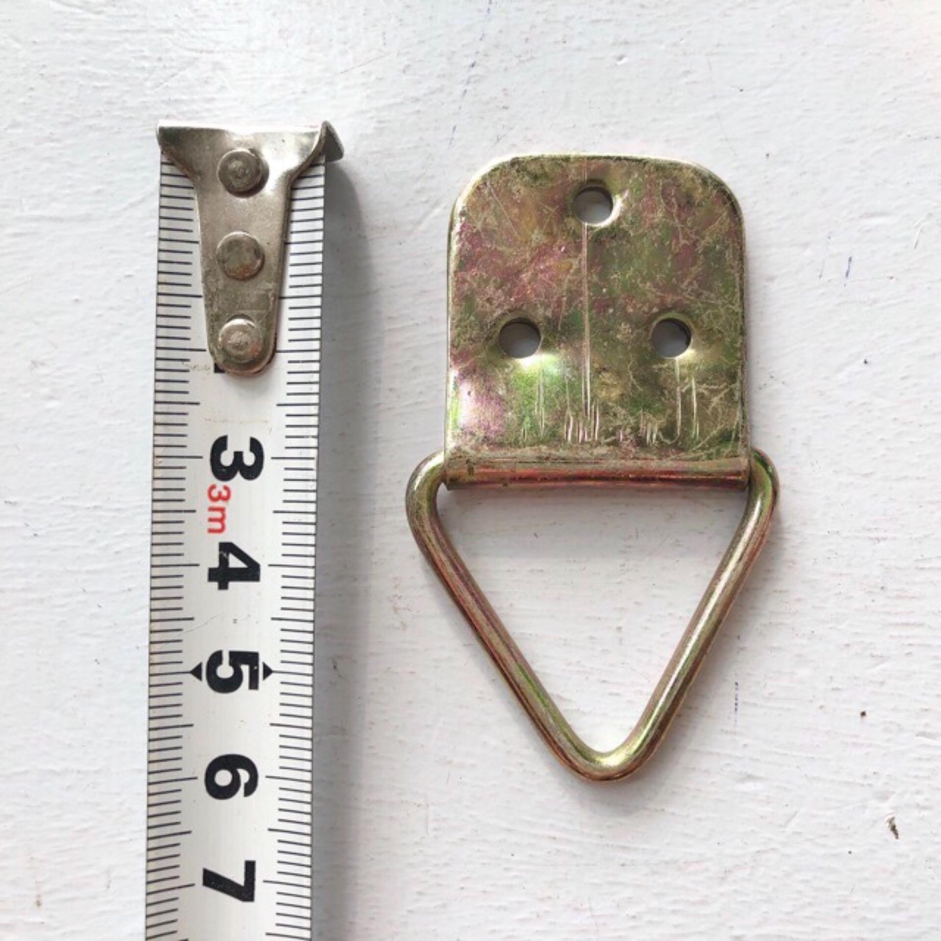 Bộ 30 Móc Treo Tranh Tam Giác 1cm