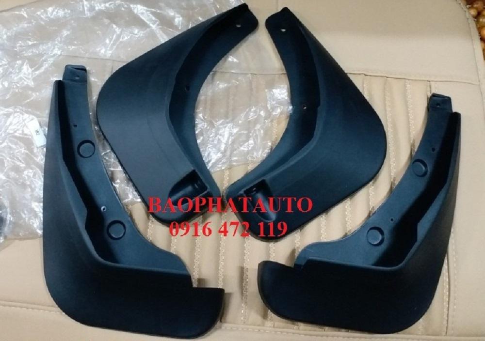 [Hỗ trợ lắp đặt khách Hà Nội] Chắn bùn xe mazda 2