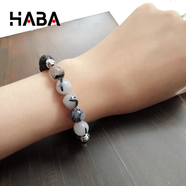 vòng tay phong thủy đá thạch anh tóc đen mix đá nham thạch đen (hình tự chụp)