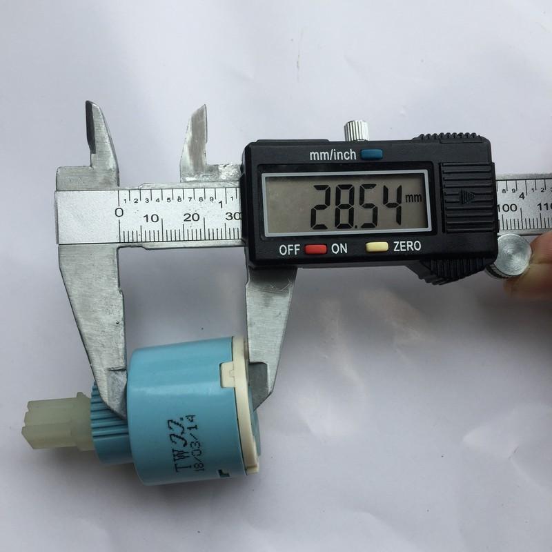Lõi, óc sen nóng lạnh phi 35mm chân phẳng
