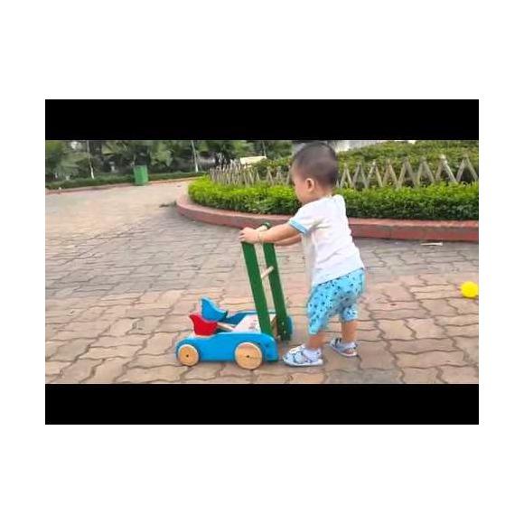 Xe tập đi gỗ hình gà cho bé yêu