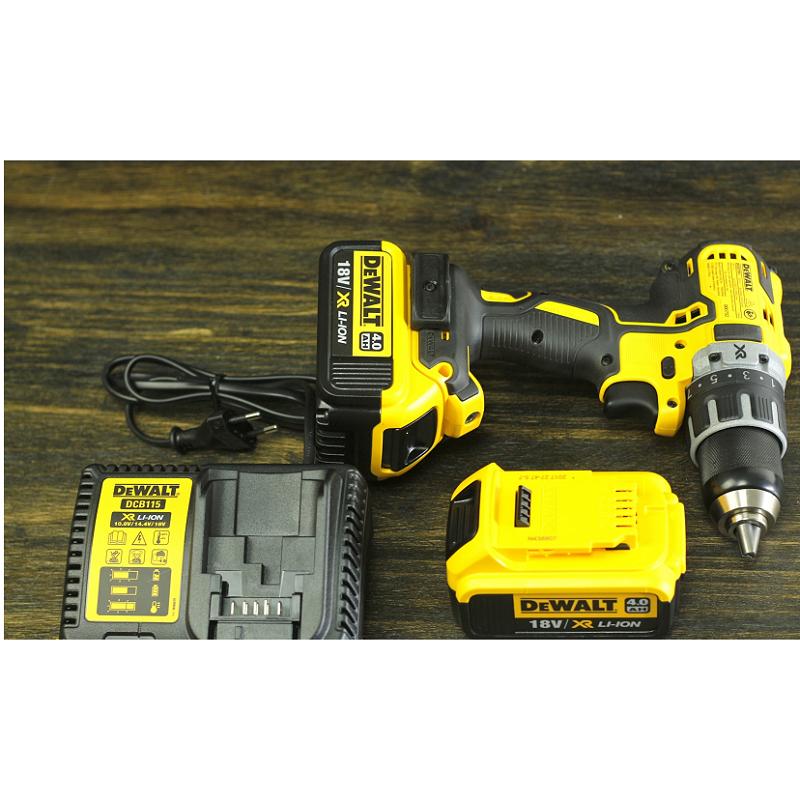 Dewalt - Máy khoan vặn vít dùng pin 18V/4.0Ah DCD791M2-B1 (Kèm 2 pin, 1 đế sạc và 1 vali nhựa)