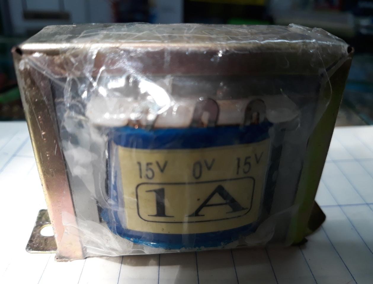 Biến Áp 1A đối xứng 15 V