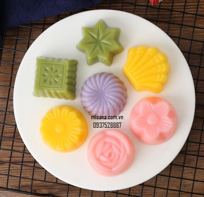 Khuôn silicon hình 8 ô hoa rau cau