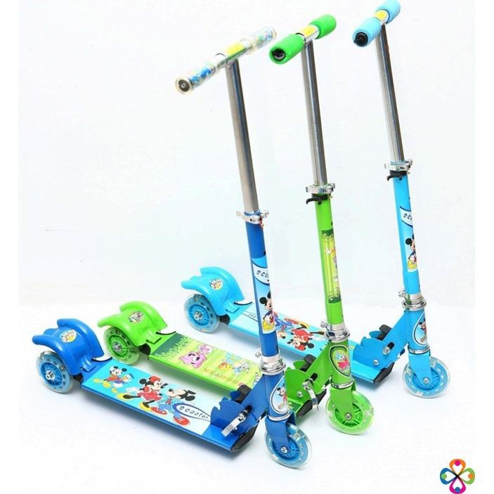 XE TRƯỢT SCOOTER 3 BÁNH PHÁT SÁNG