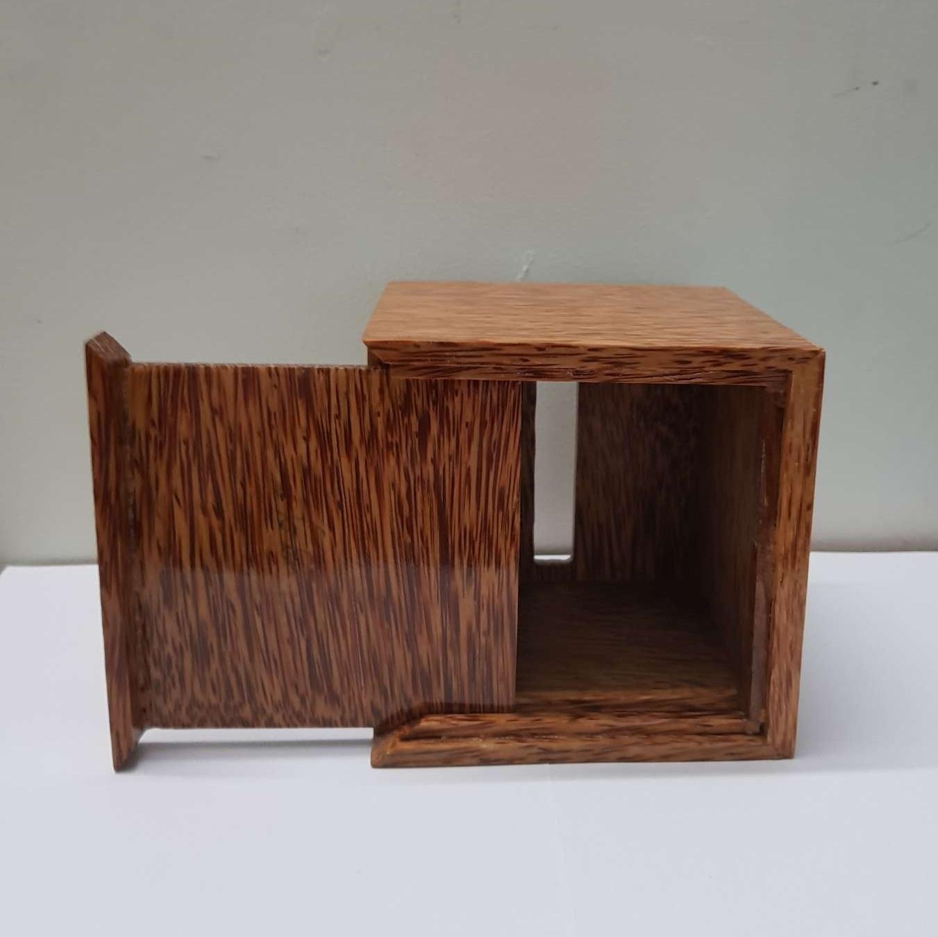 Hộp đựng khăn giấy vuông gỗ dừa ( khe dài)