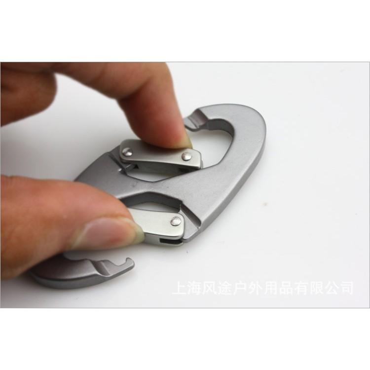 [HCM]Móc kim loại số 8