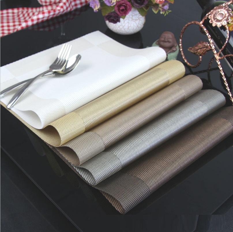 Tấm khăn lót trải bàn ăn cao cấp cho bàn ăn Bright Color (1 tấm)