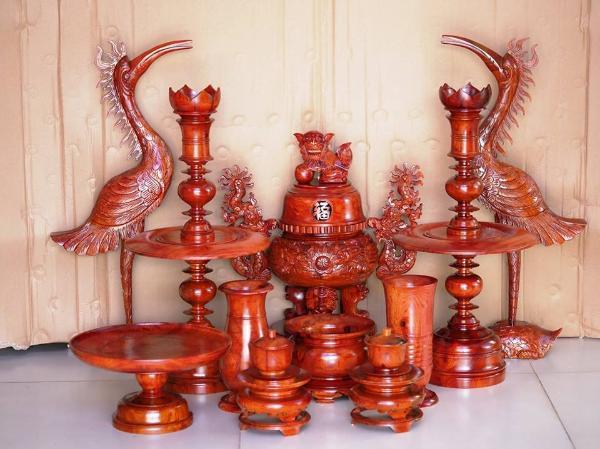 HẠC THỜ GỖ HƯƠNG CAO 50cm