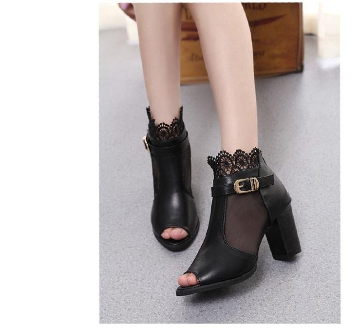 Giày Boot Cổ Lưới Hoa - MS:B421