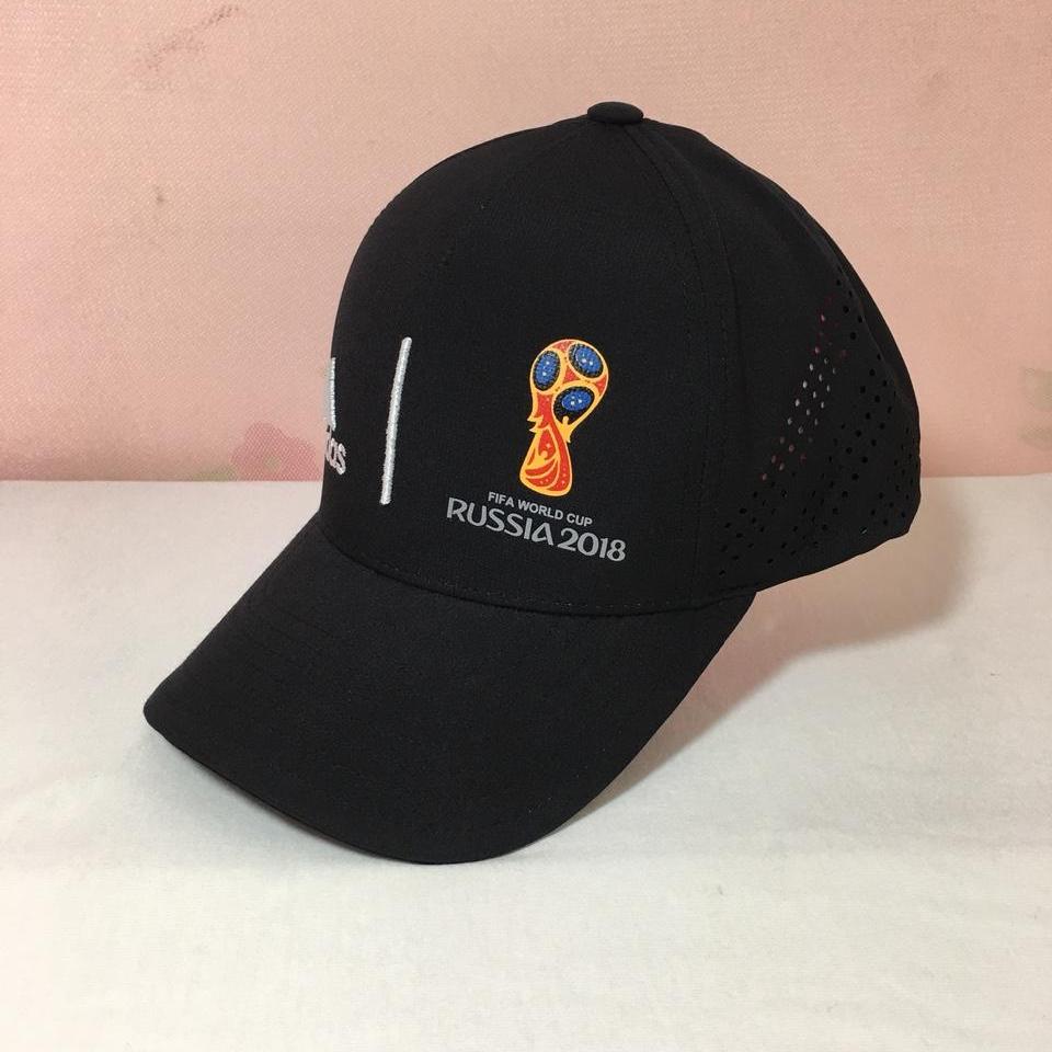 Nón kết thể thao World Cup 2018 (Trắng, đen)