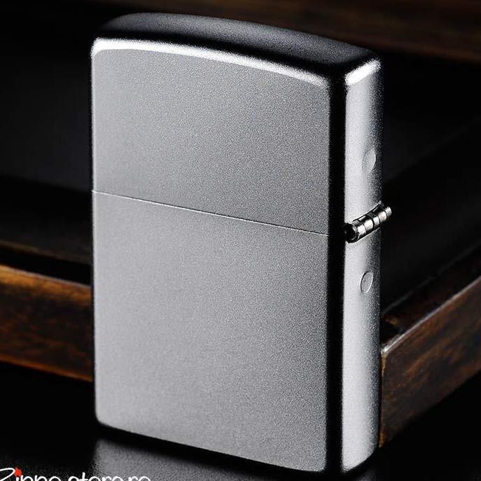 Zippo Satin Chrome Xước Bụi Bạc Kiểu Satin 205