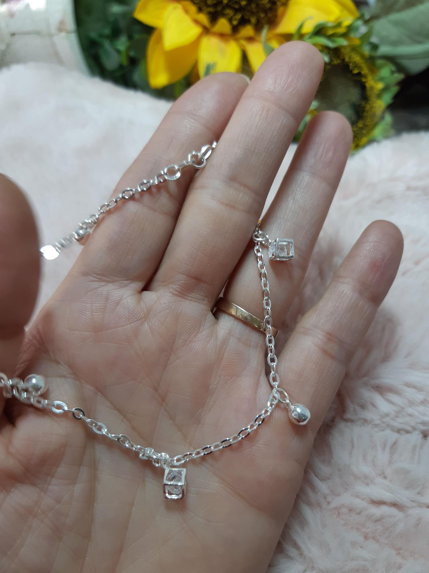 Lắc chân bạc
