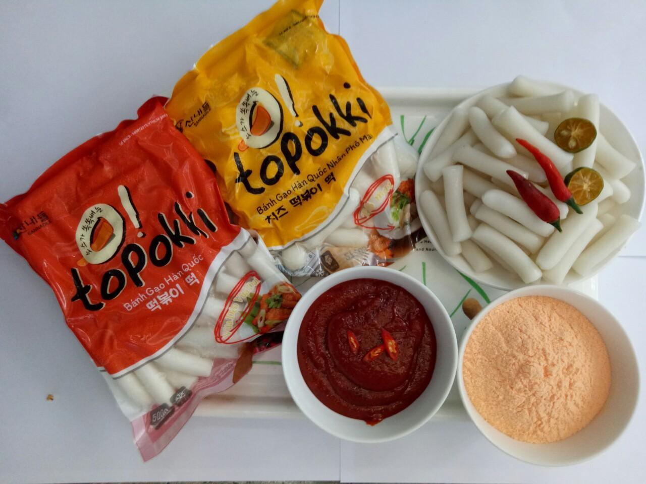 combo 500g tokpokki truyền thống + 500g tokpokki nhân phô mai kèm 100g bột phô mai và 100g sốt_TiTiMart