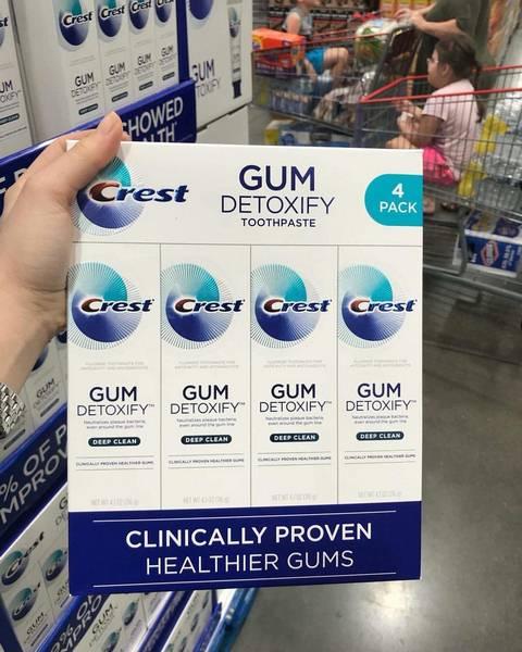 [HCM]KEM ĐÁNH RĂNG BẢO VỆ NƯỚU CREST GUM DETOXIFY 116G