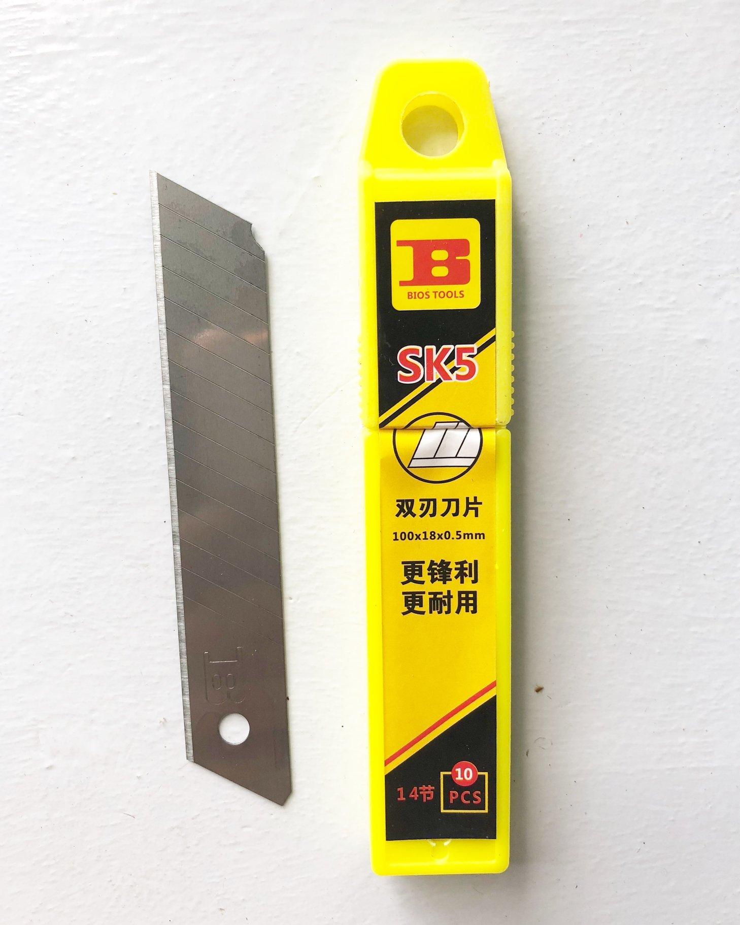 Hộp 10 lưỡi dao rọc giấy SK5 BOSI chất lượng cao