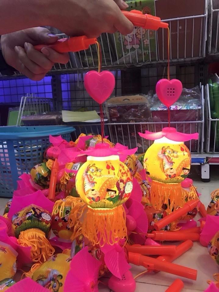 Lồng đèn trung thu mái đình