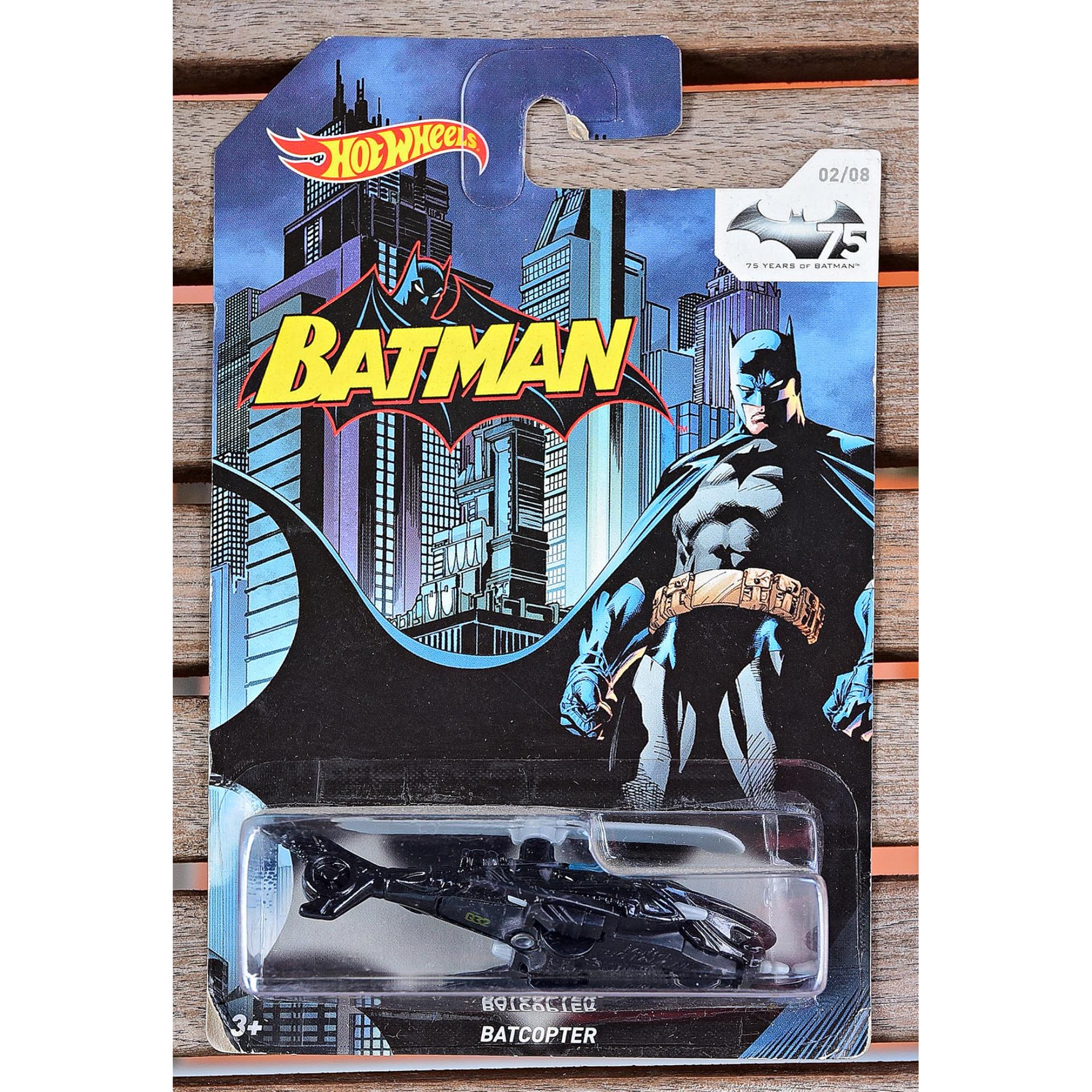 Máy bay mô hình tỉ lệ 1:64 Hot Wheels Batman Batcopter ( Màu Đen )