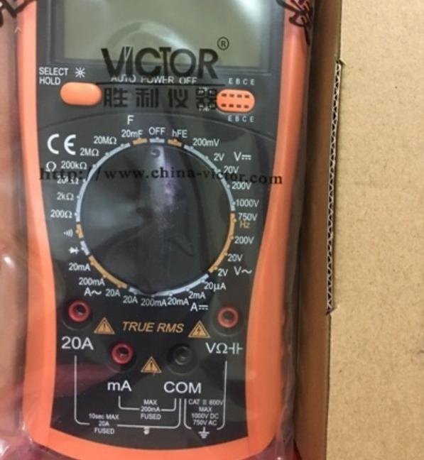 Đồng Hồ Victor 890+