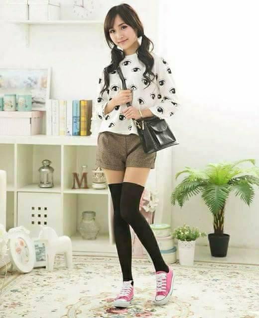 QUẦN TẤT GIẢ BỐT.