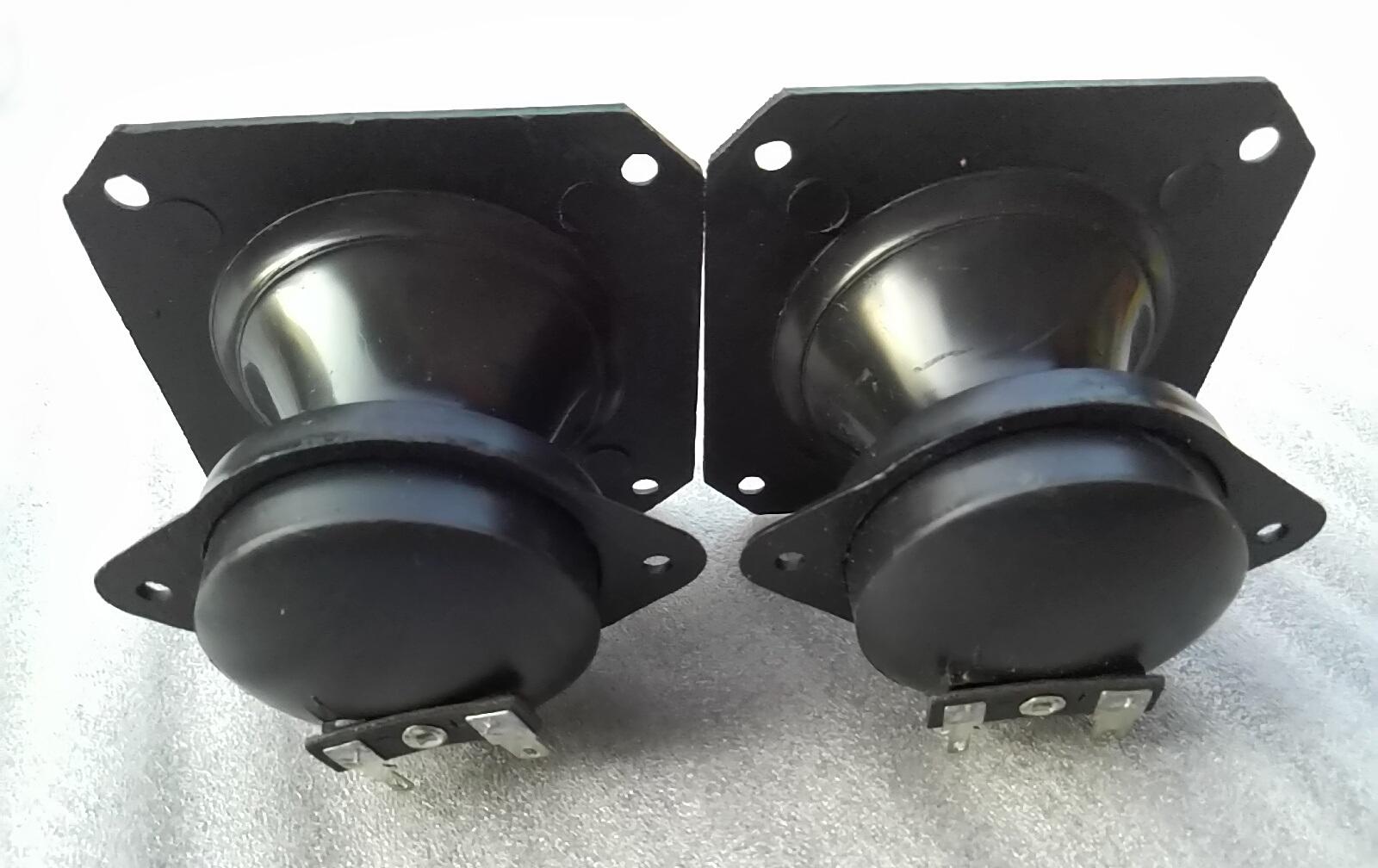 COMBO 2 CHIẾC LOA TREBLE THẠCH ANH VUÔNG 8CM VÀ TỤ 1.5MF 250V