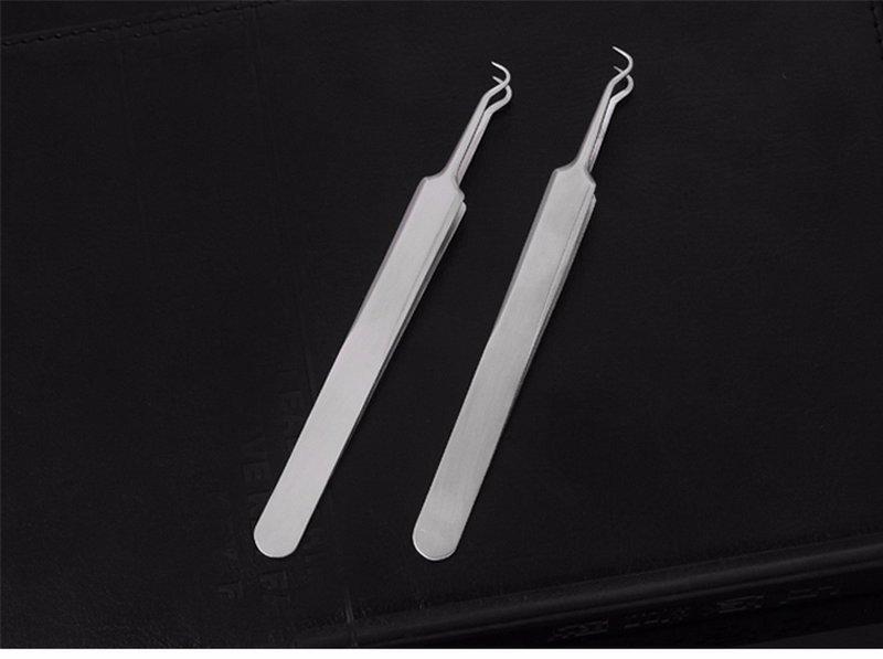 Nhíp gắp mụn đầu cong thần thánh (Bạc)
