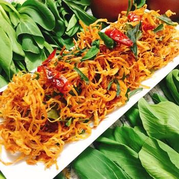 1Kg Khô Gà Cay Lá Chanh