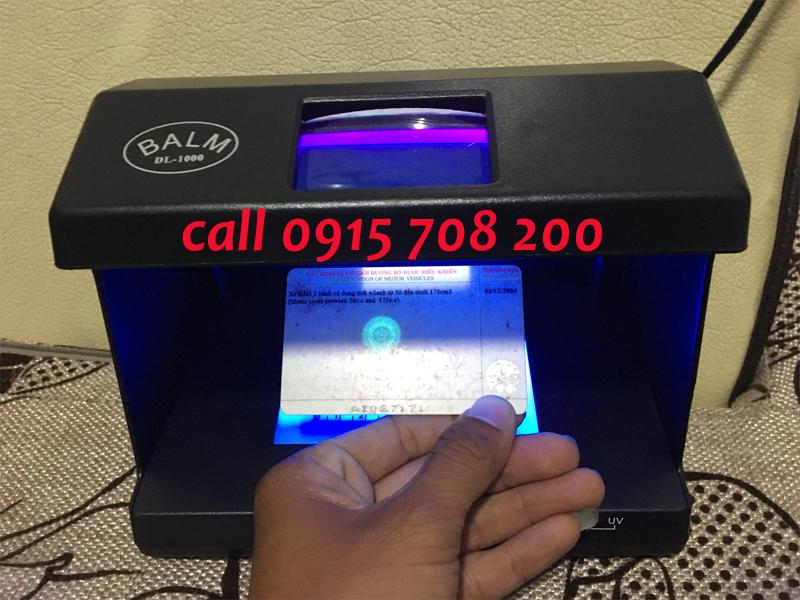 đèn soi giấy tờ giả