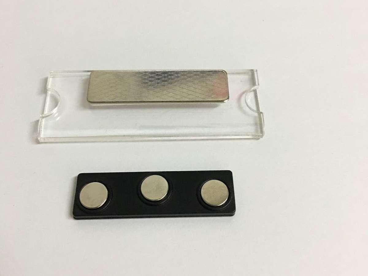 Bộ 10 thẻ tên mica đeo ngực nam châm