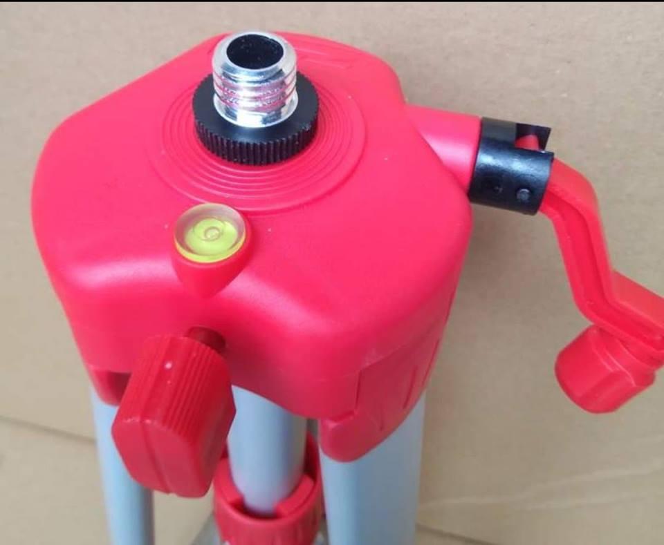 Chân máy cân mực LASER