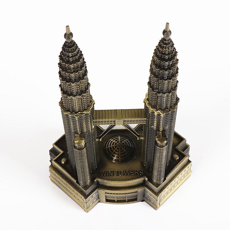 Mô hình tháp đôi Petronas cao 18 cm V.2 (màu vàng rêu)