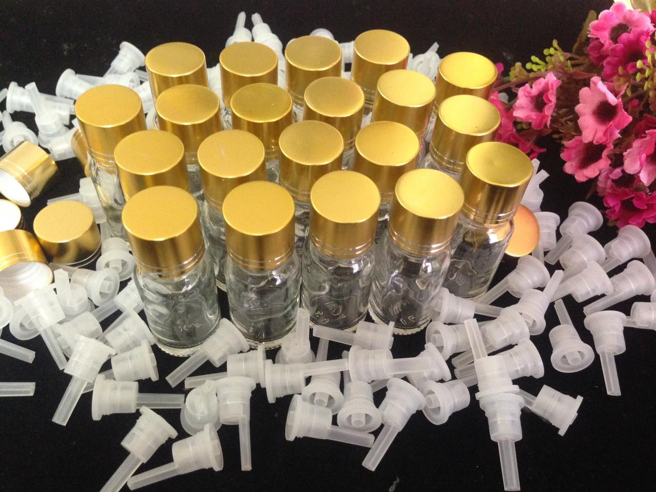 Lọ thủy tinh trong nắp vàng 10ml