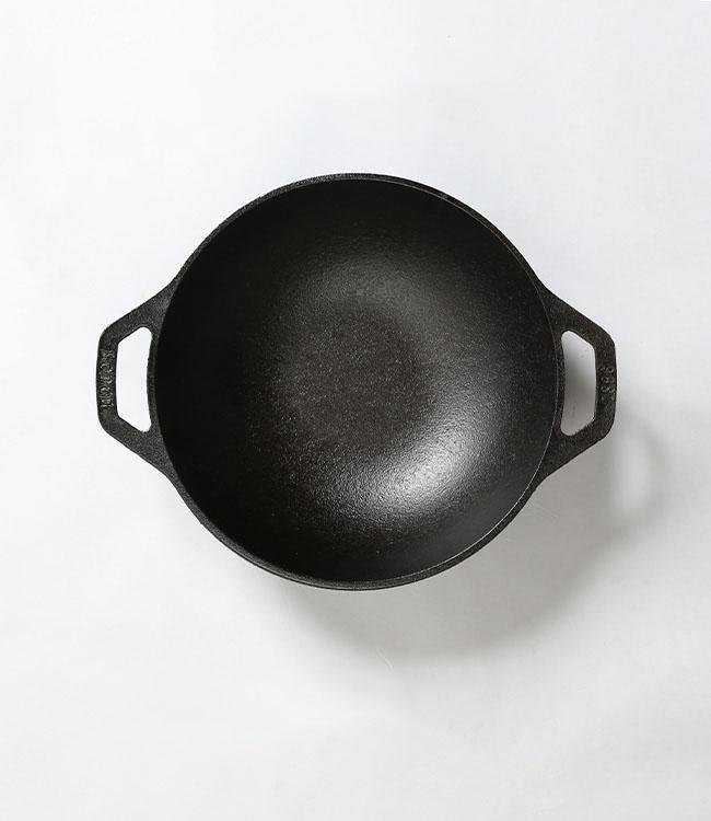 Chảo gang Lodge L9MW kiểu Wok đường kính miệng 23 cm, chảo xào không dính tự nhiên - Xuất xứ Mỹ (Đen)