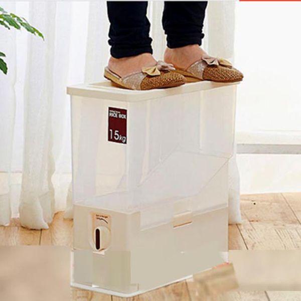 Thùng đựng gạo có thể đựng 15kg gạo