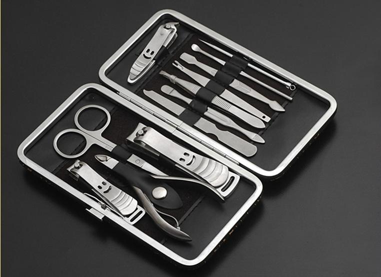 Bộ kìm bấm móng tay 12 món thép không gỉ
