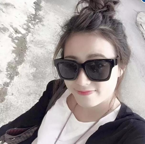 [HCM]Kính Mát Nam Nữ Cổ Điển Đẹp ( đen)