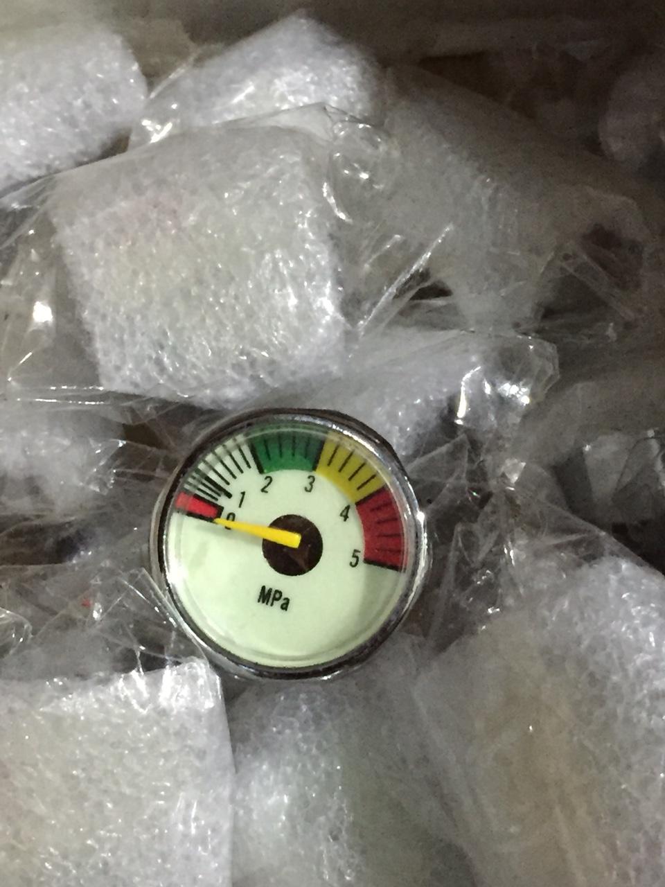van Co2 cao cấp có đồng hồ 5MPa, cổ bình thép