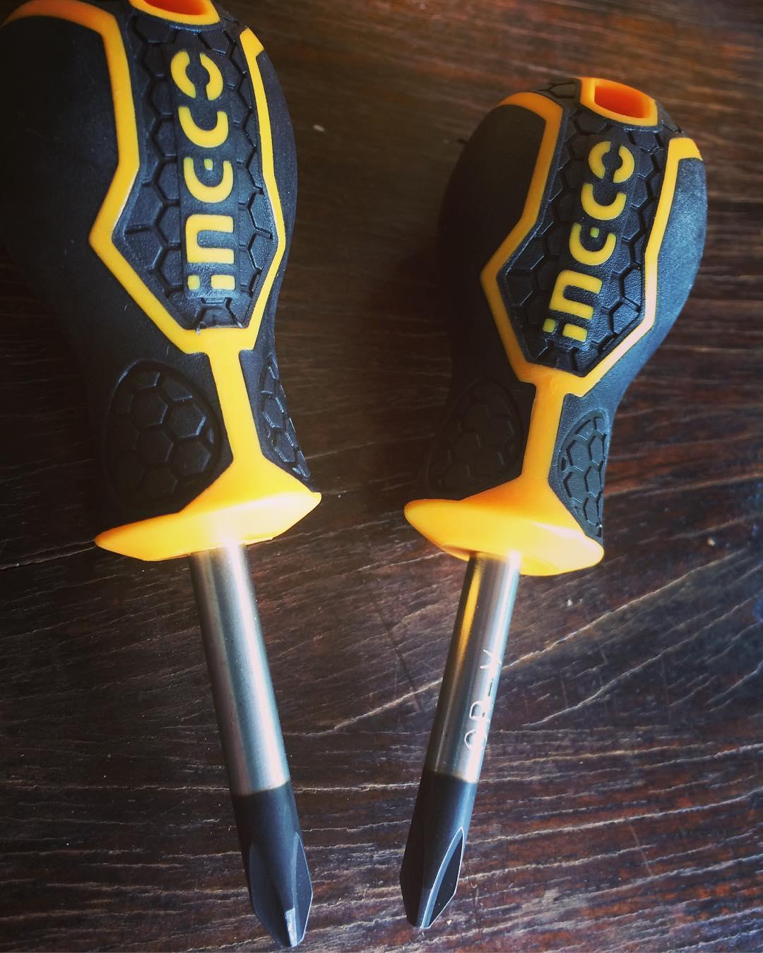 INGCO - HS28PH2038 TUA VÍT BAKE 6.0MM*38MM