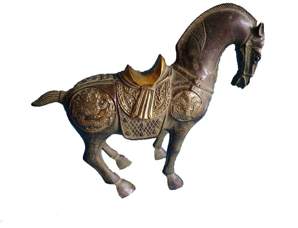 Tượng Ngựa xích thố